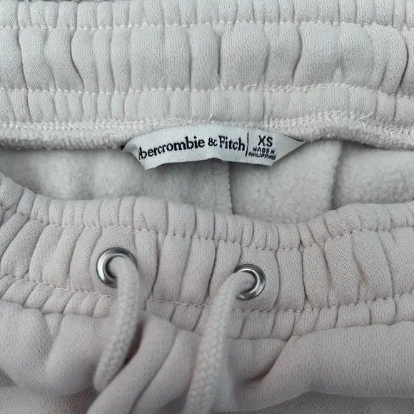 Abercrombie & Fitch Essential Sunday Wide Leg Sweatpants - Picture 4 of 4